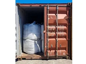 Contenedor listo para precinto en puerto - Bright Alloys